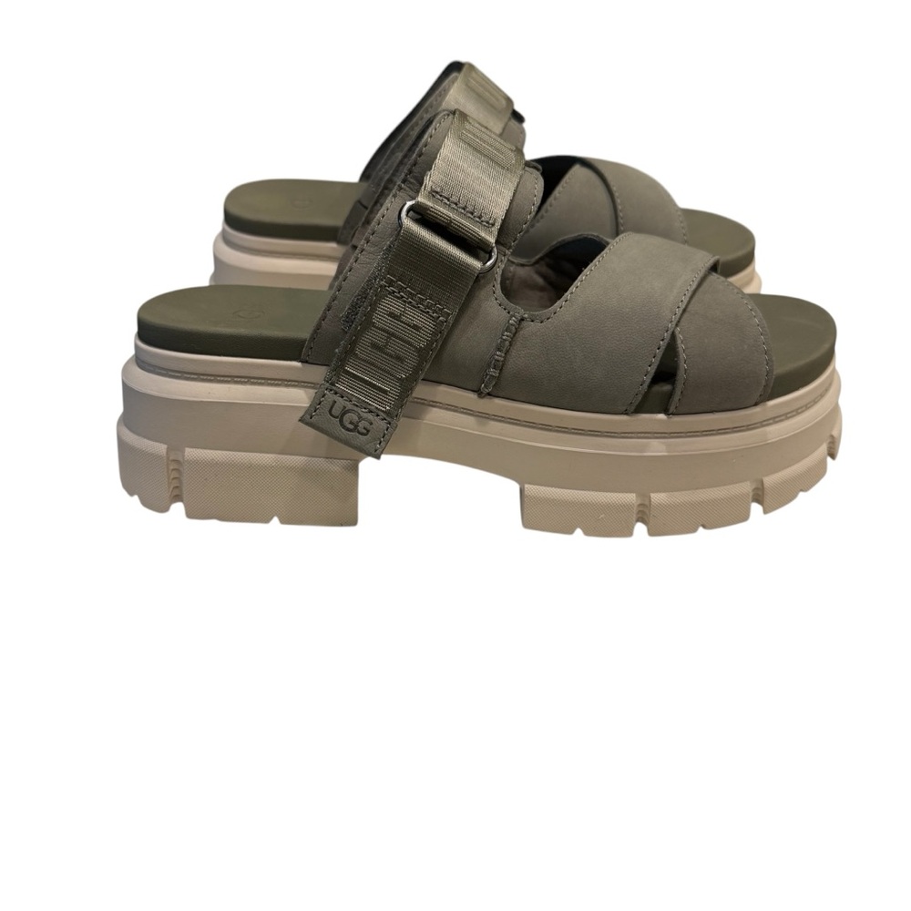 UGG Ashton women’s sandals in Moss Green. NIB - Picture 11 of 12